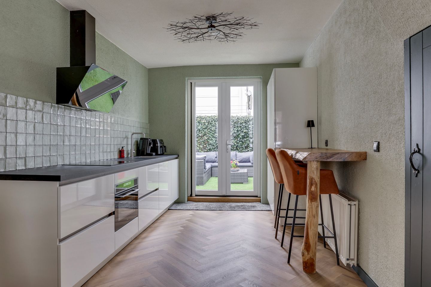 Foto 10 van Tuinstraat 8