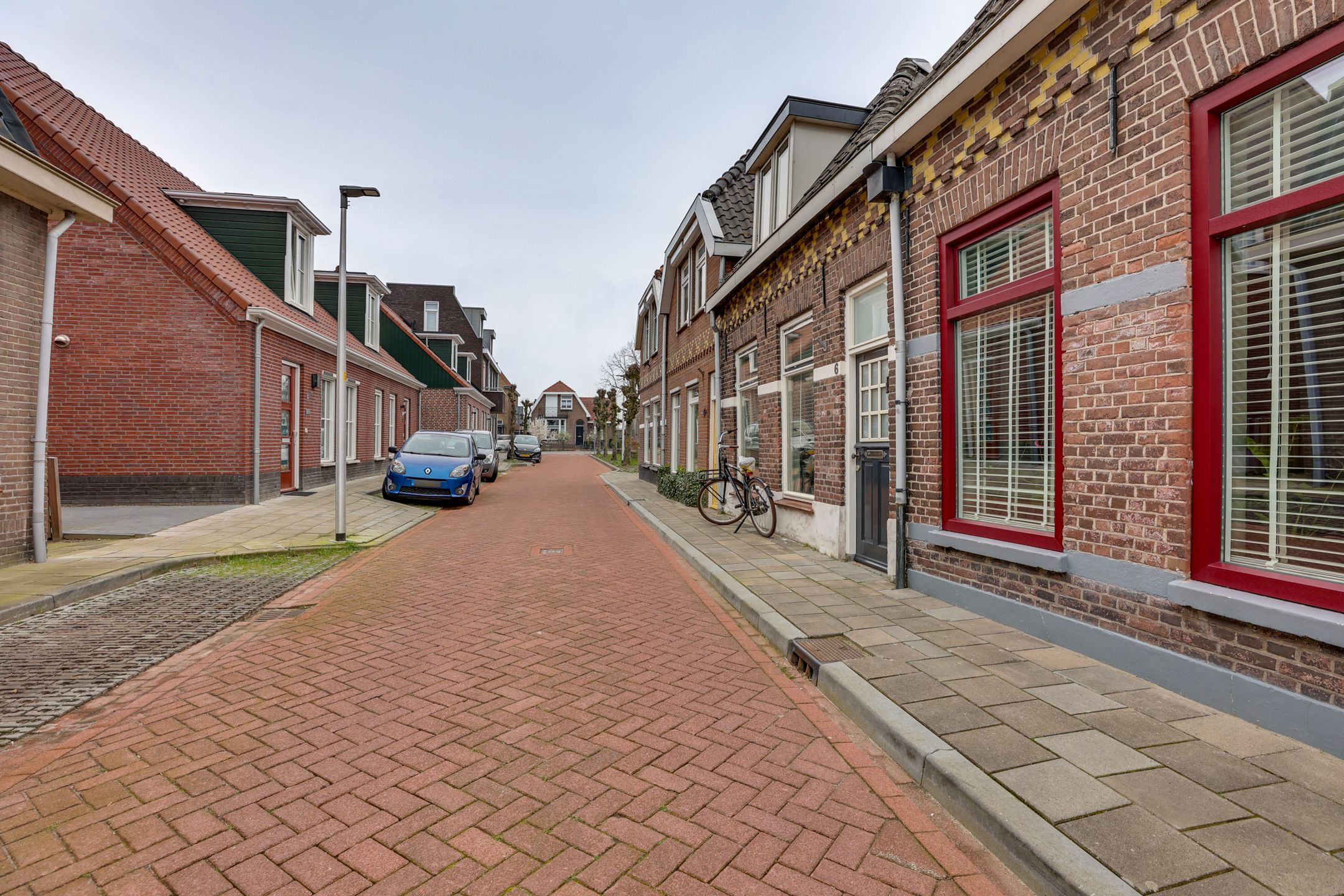 Foto 33 van Tuinstraat 8