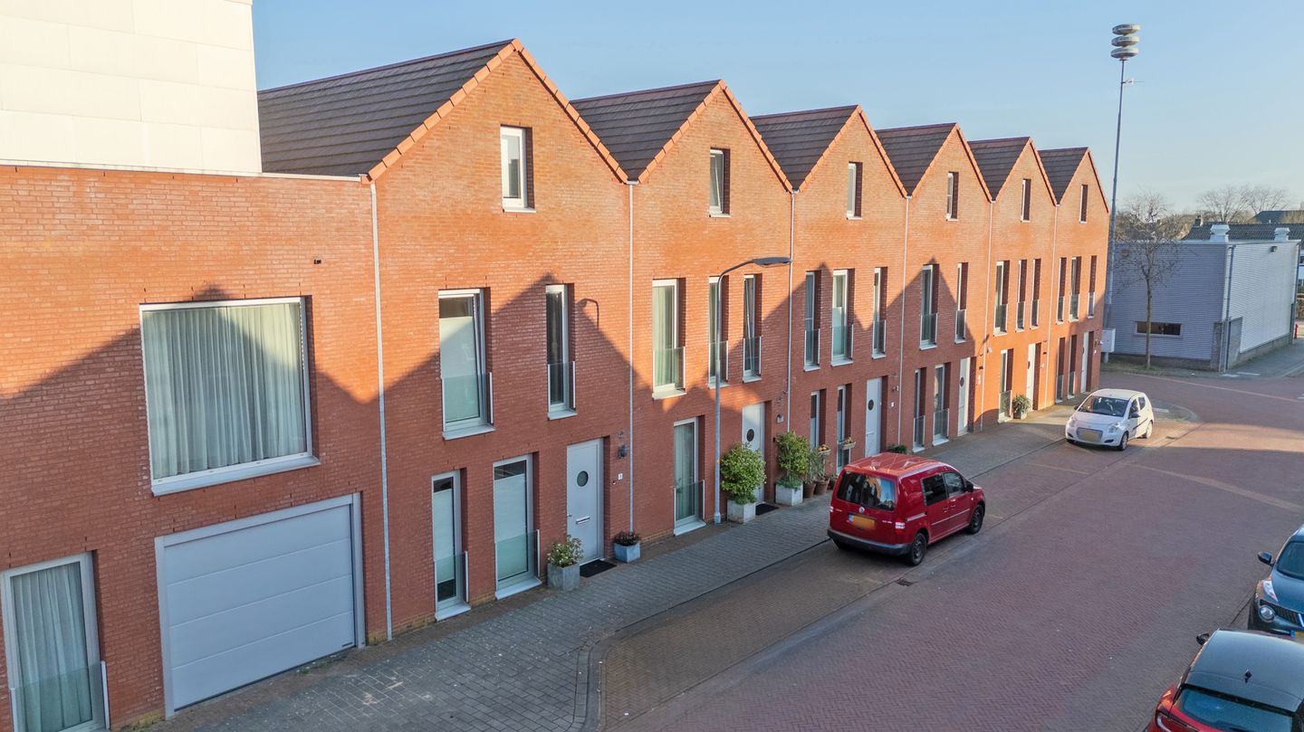 Foto 5 van Prins Clausstraat 3