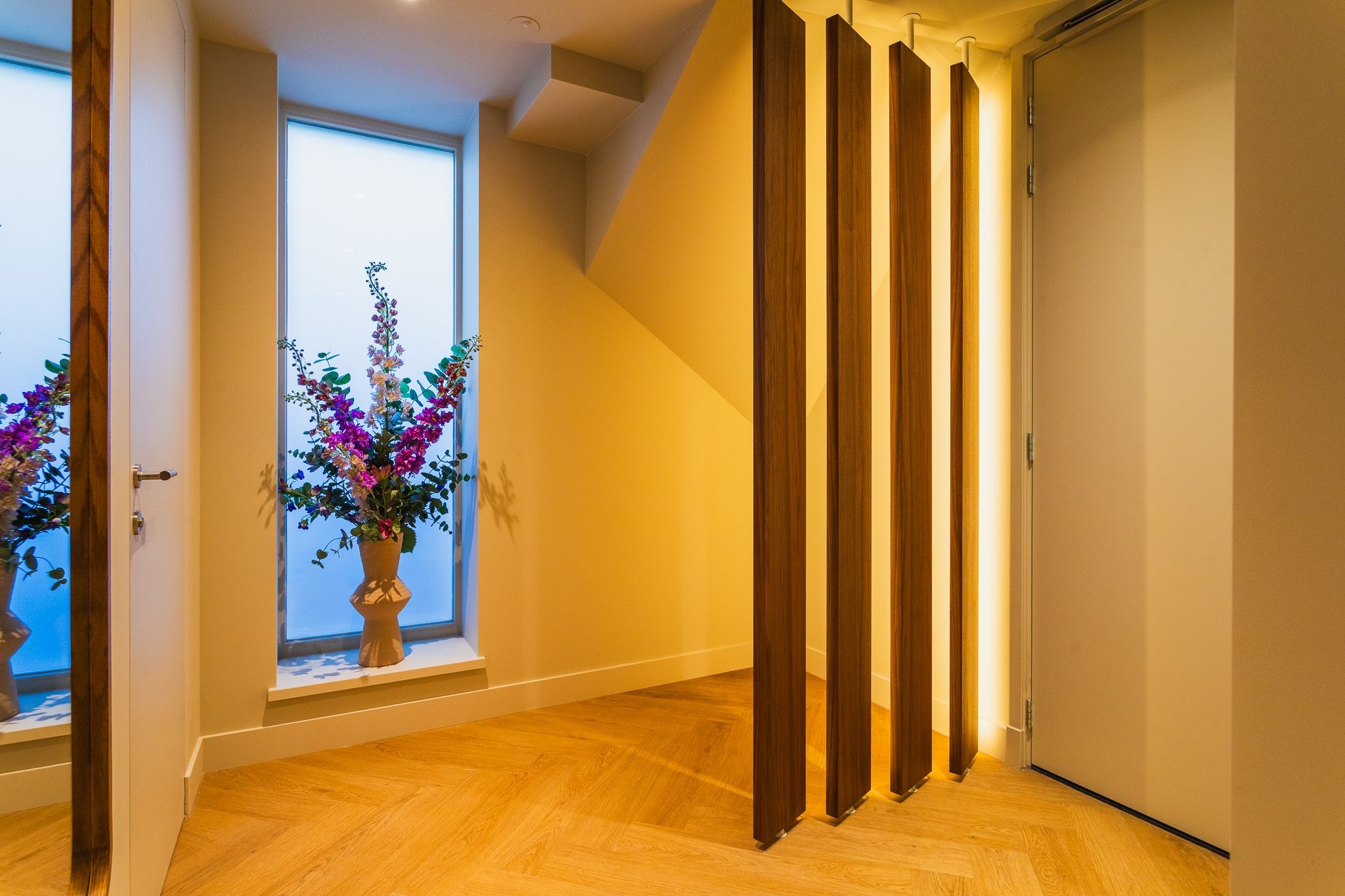 Photo 39 of Hugo de Grootstraat 1-A