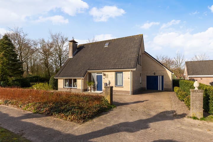 Foto 2 van Blomspôle 6