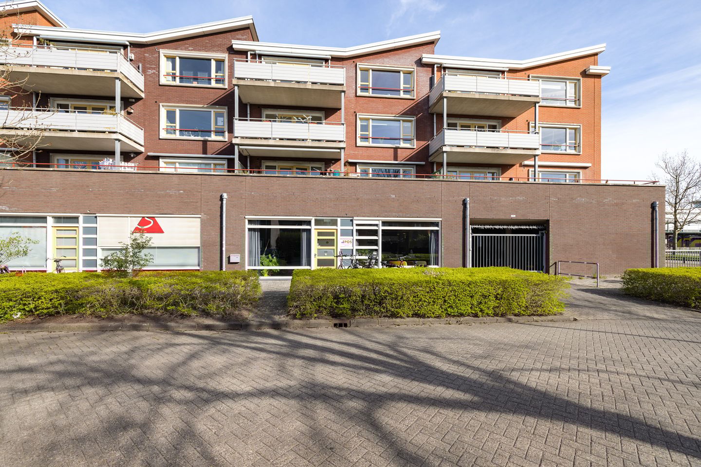 View photo 1 of Wijnhornsterstraat 200