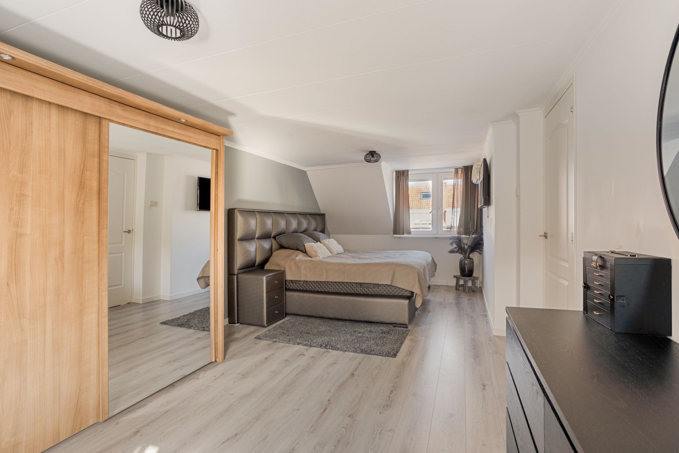 Photo 3 of Dokter Weversstraat 12