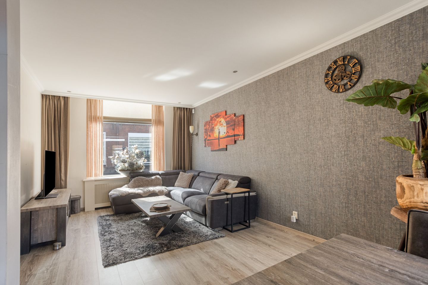 Photo 10 of Dokter Weversstraat 12