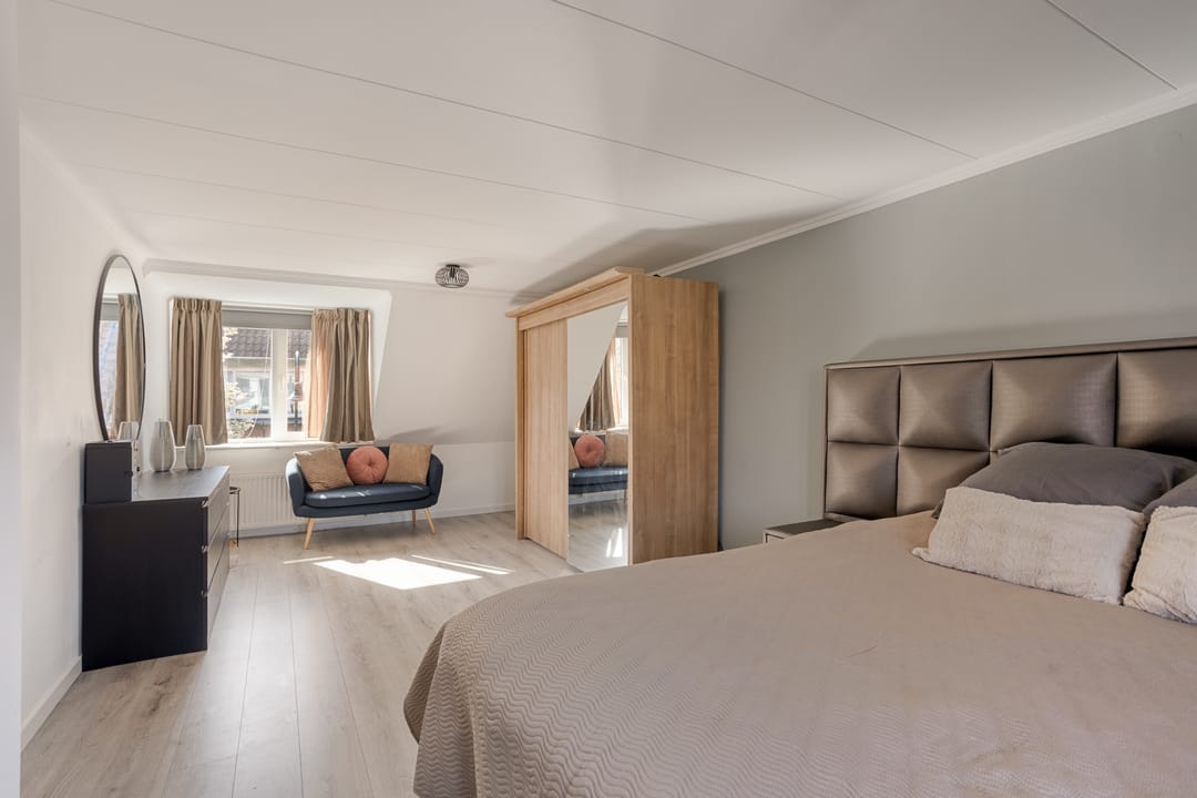 Photo 22 of Dokter Weversstraat 12