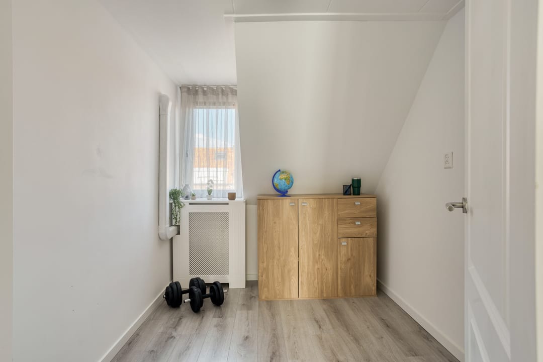 Photo 23 of Dokter Weversstraat 12