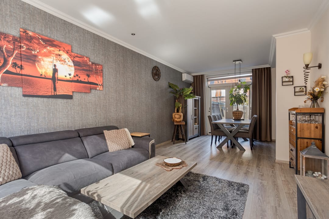 Photo 1 of Dokter Weversstraat 12