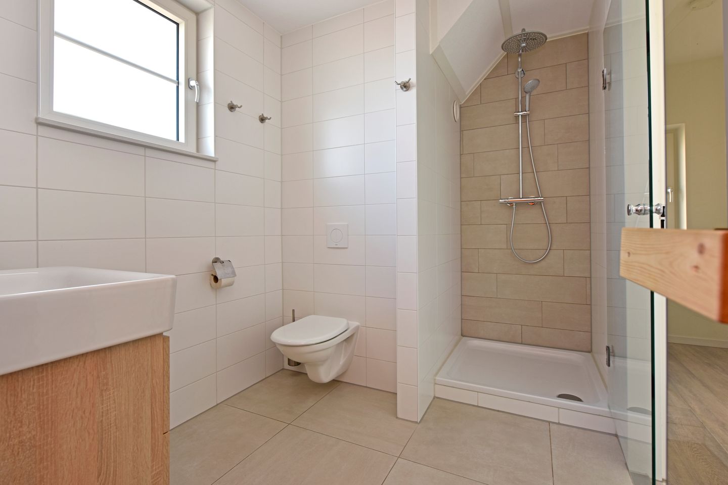 Foto 4 van Zeedijk 24-586