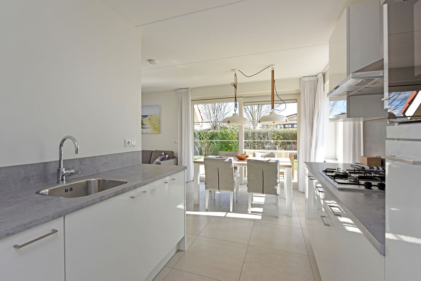 Foto 10 van Zeedijk 24-586