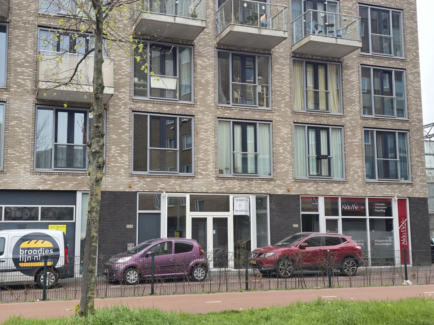 Bekijk foto 1 van Waldorpstraat 269