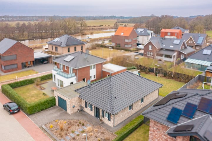 Foto 2 van Donaustraße 13