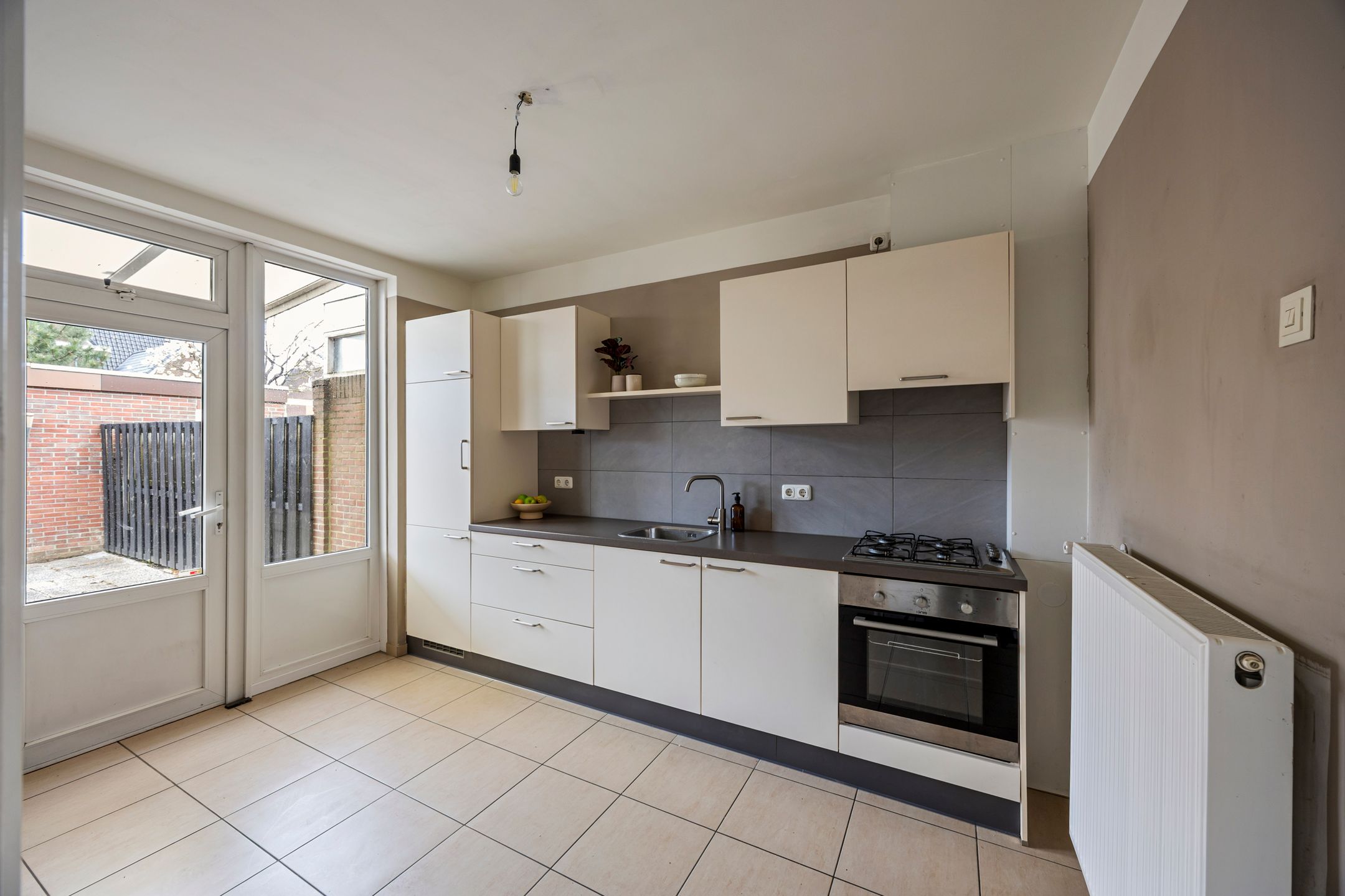 Foto 15 van Wijnstraat 64