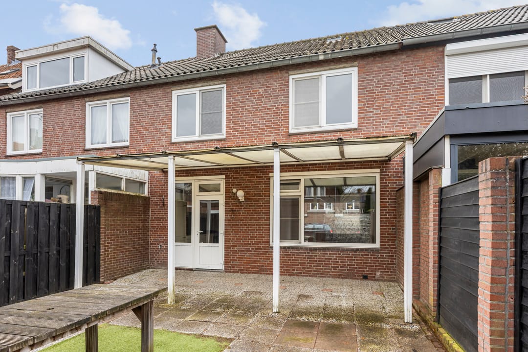 Foto 32 van Wijnstraat 64