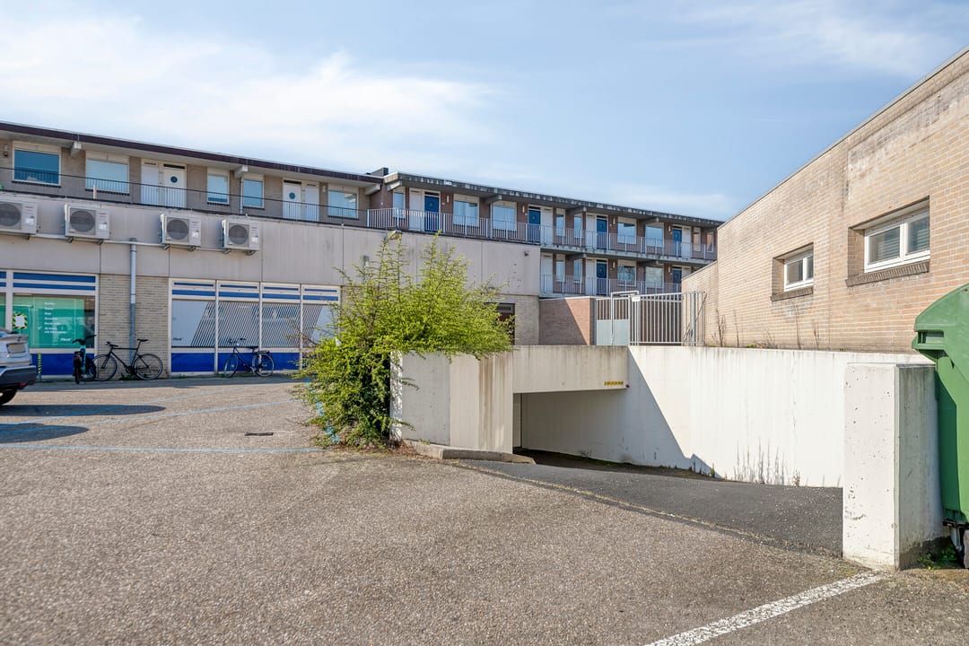 Photo 38 of Gabriël Metsulaan 84