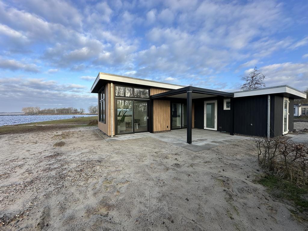 3-bedroom freehold villa in Terherne — photo 5 of 5