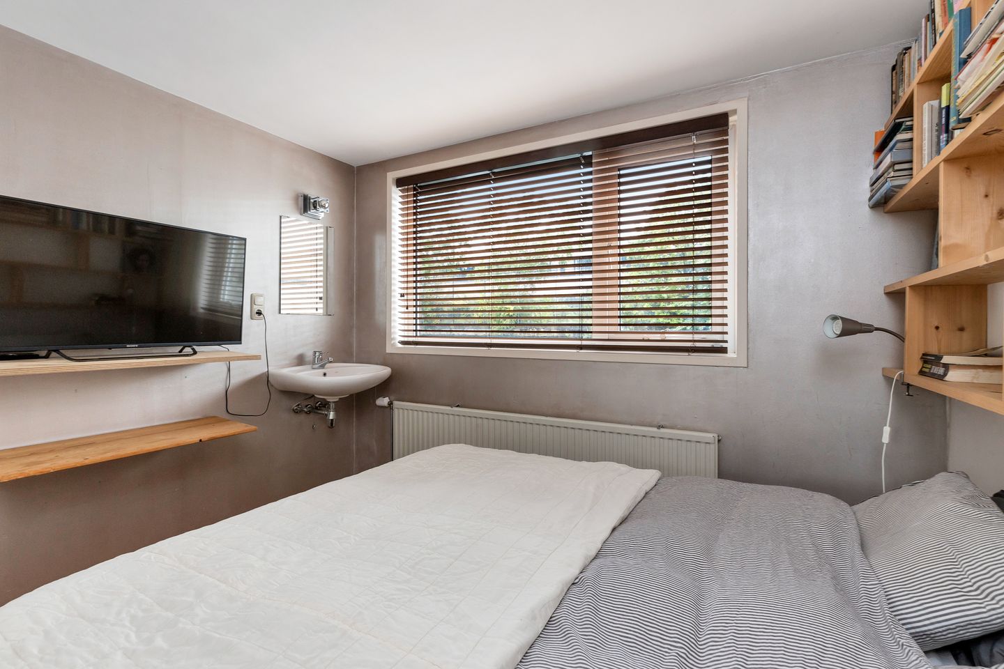 Foto 20 van Grasweg 21-A