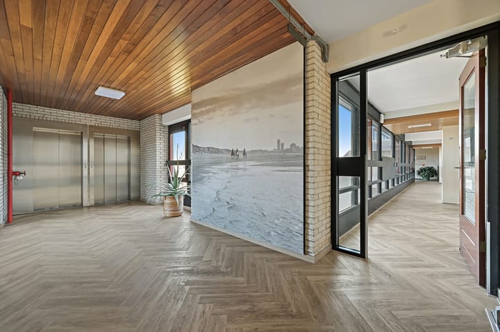 Photo 5 of Badhuisweg 131