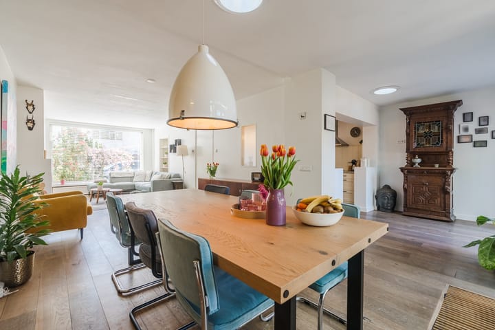 Photo 2 of Roothaanstraat 6