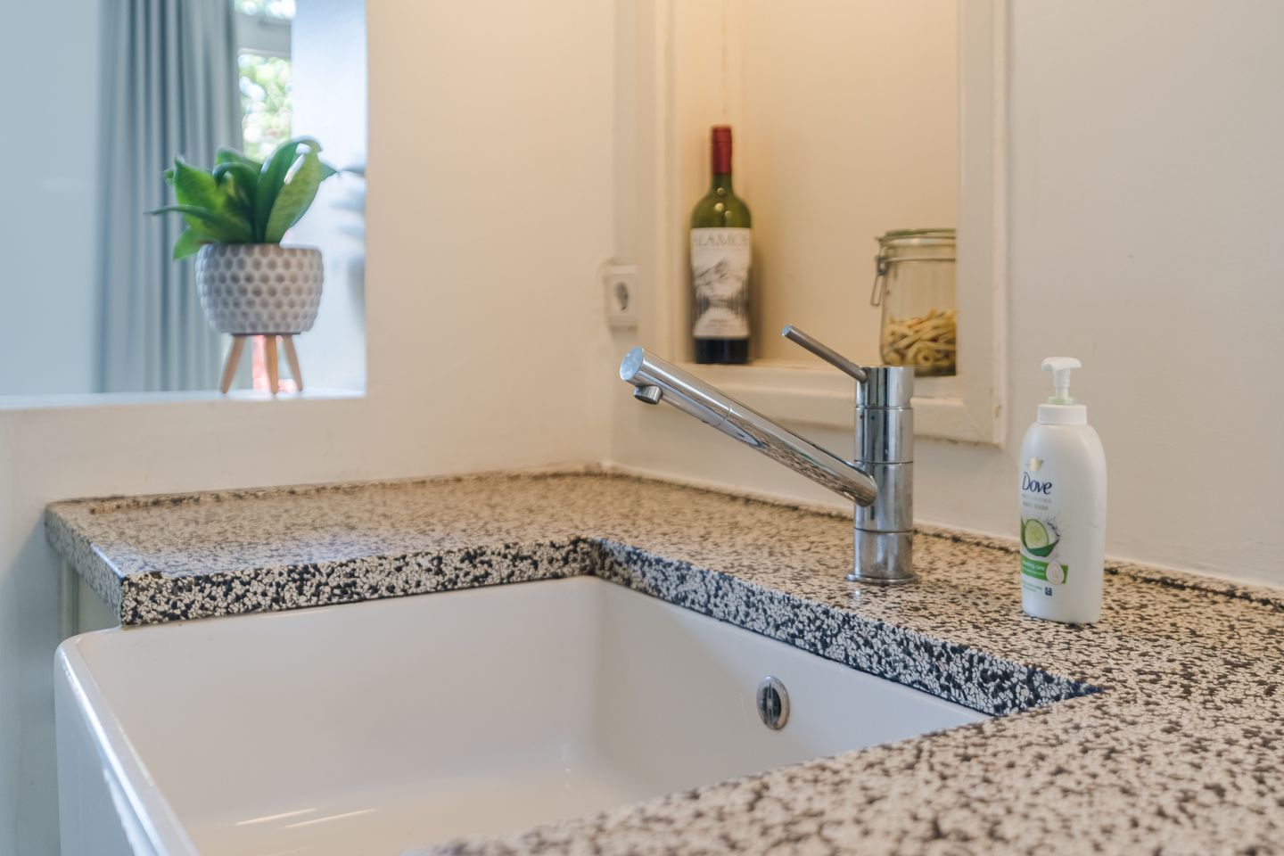 Foto 25 van Roothaanstraat 6