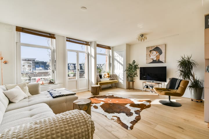 Foto 2 van Domselaerstraat 23-3