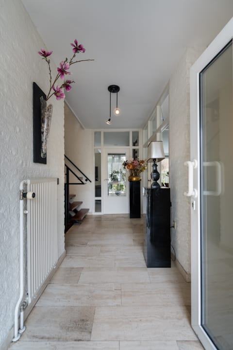 Photo 9 of Breeven 19
