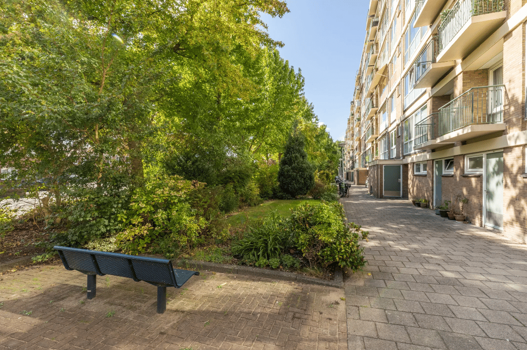 Photo 39 of Eastonstraat 200