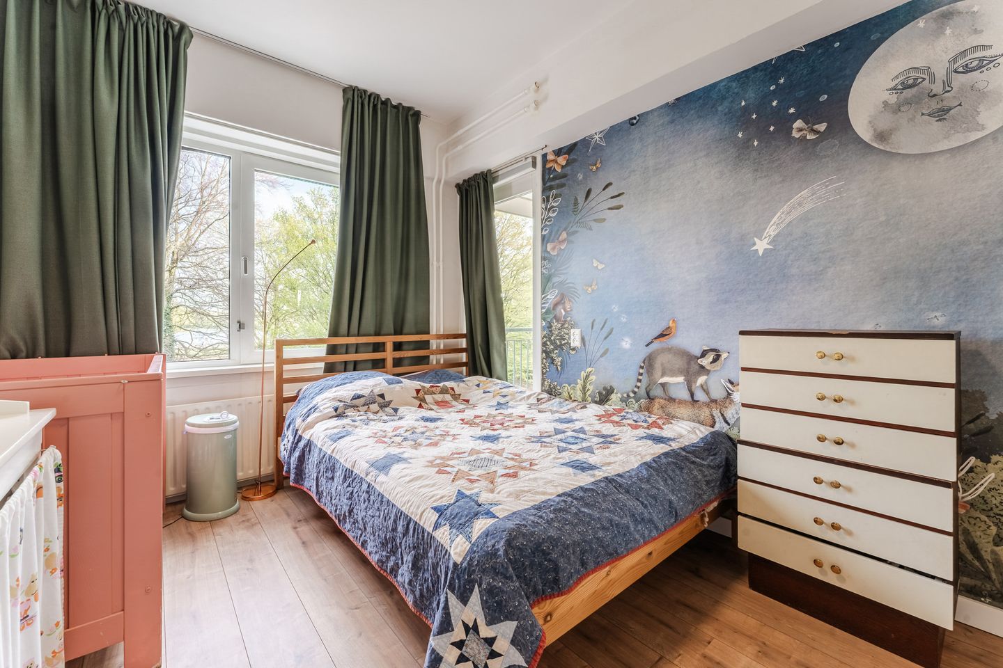 Photo 35 of Eastonstraat 200