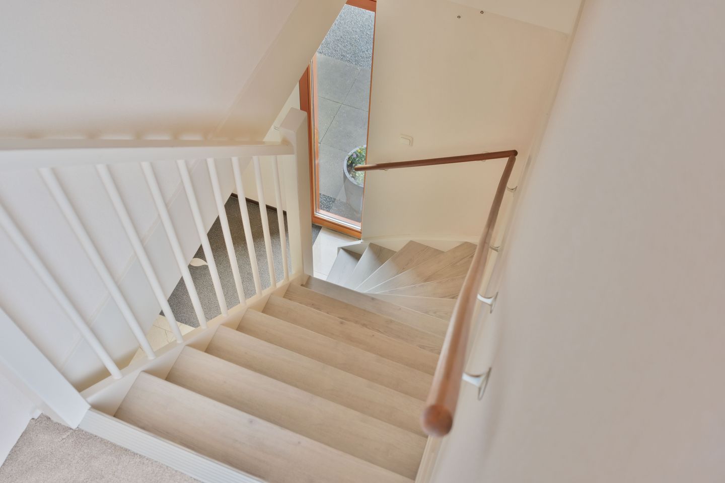 Foto 34 van Dokter Duyvendakhof 36