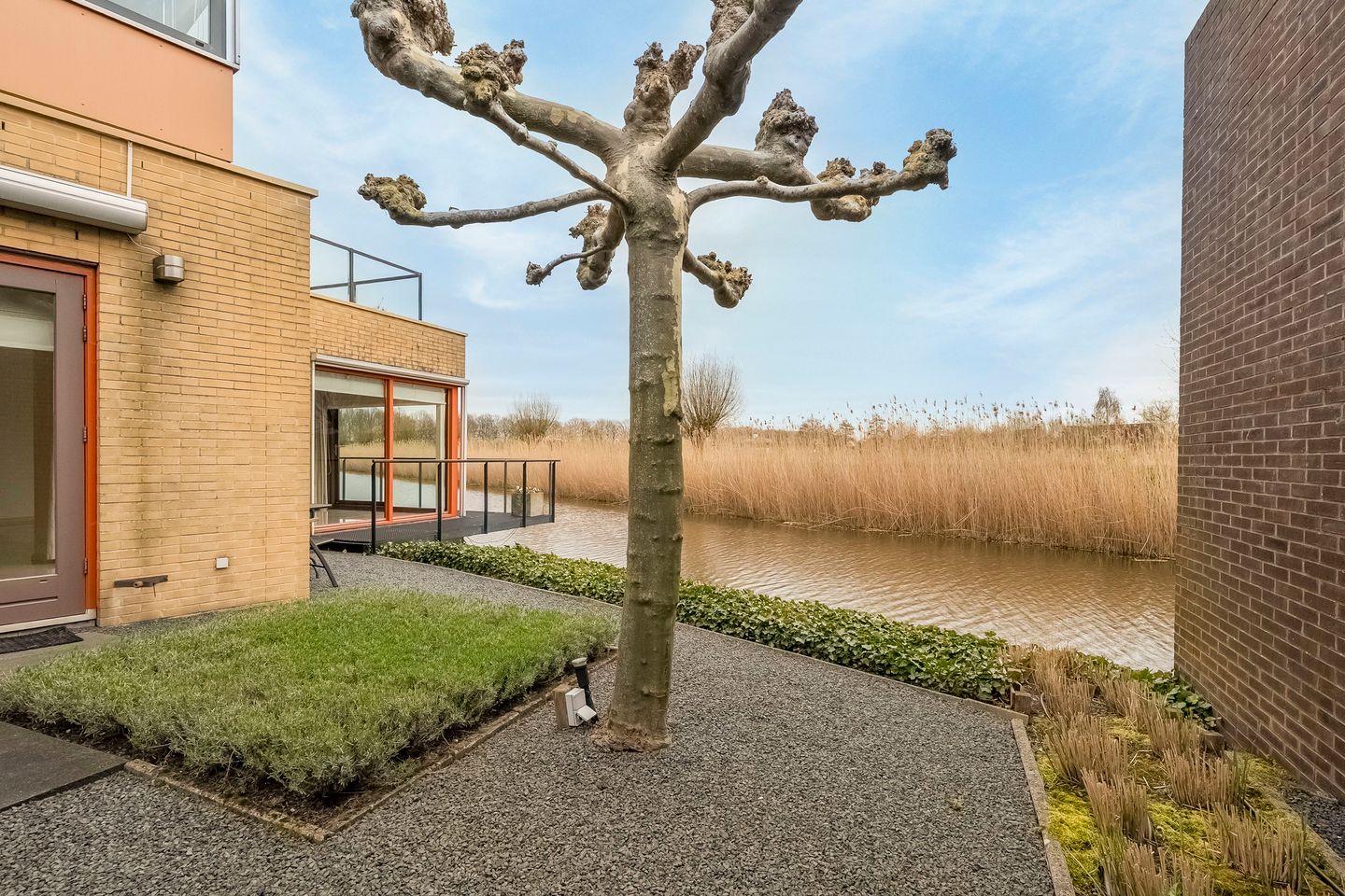 Foto 19 van Dokter Duyvendakhof 36