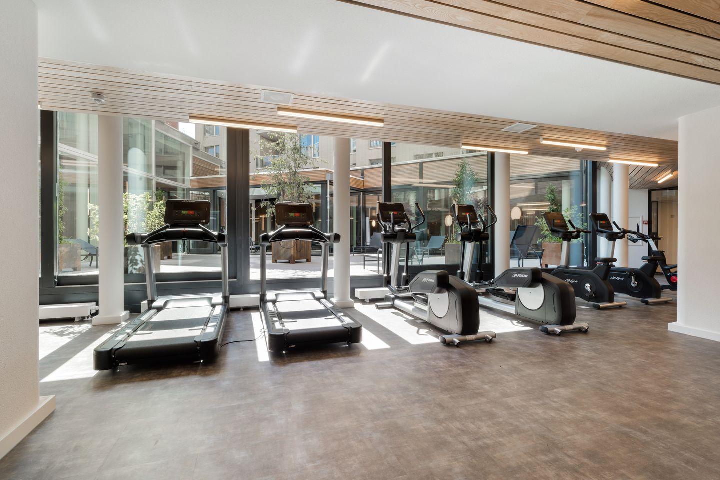 Foto 19 van Laan der Hesperiden 48