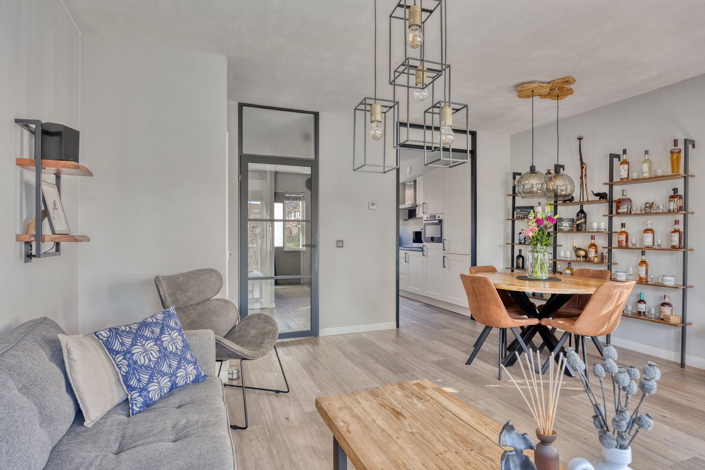 Foto 4 van Kringdans 17