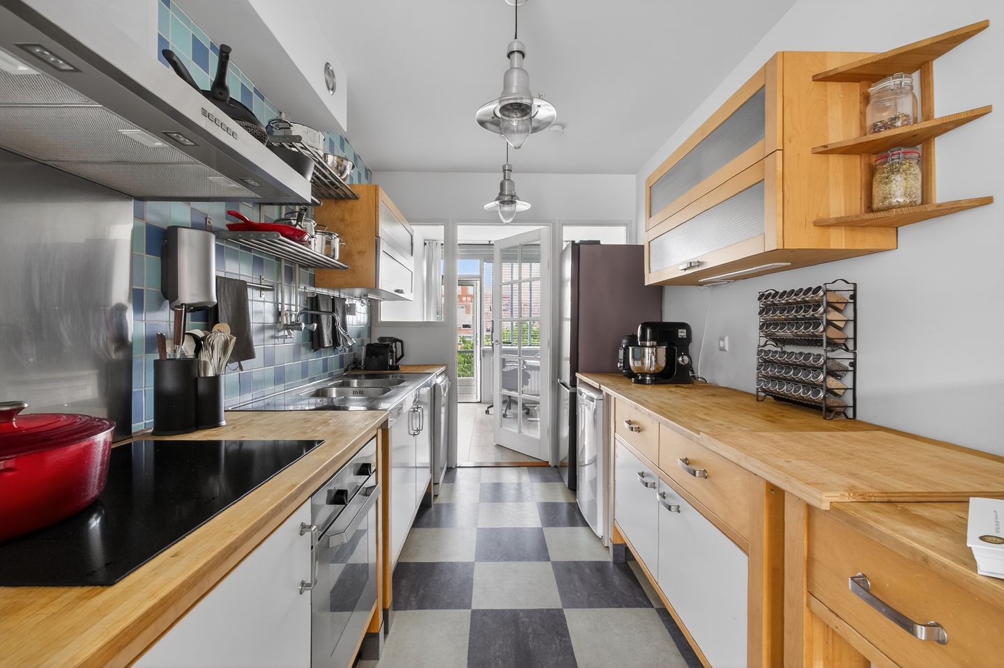 Spacious Top Floor Apartment with Three Bedrooms and Two Balconies in Amsterdam Oost — 14