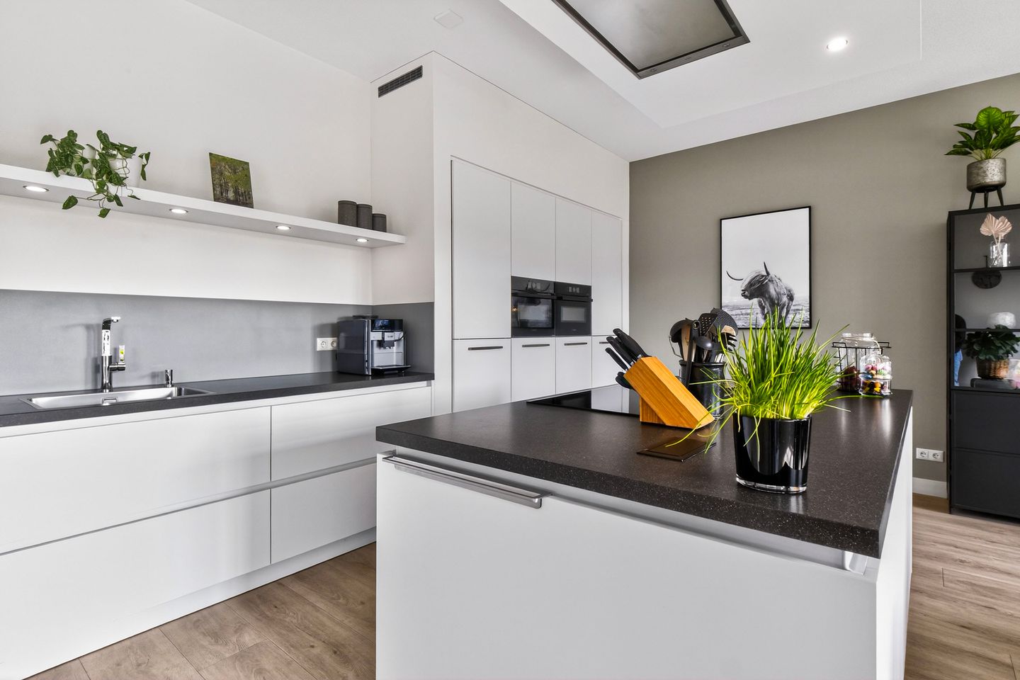 Photo 19 of Enkalaan 115