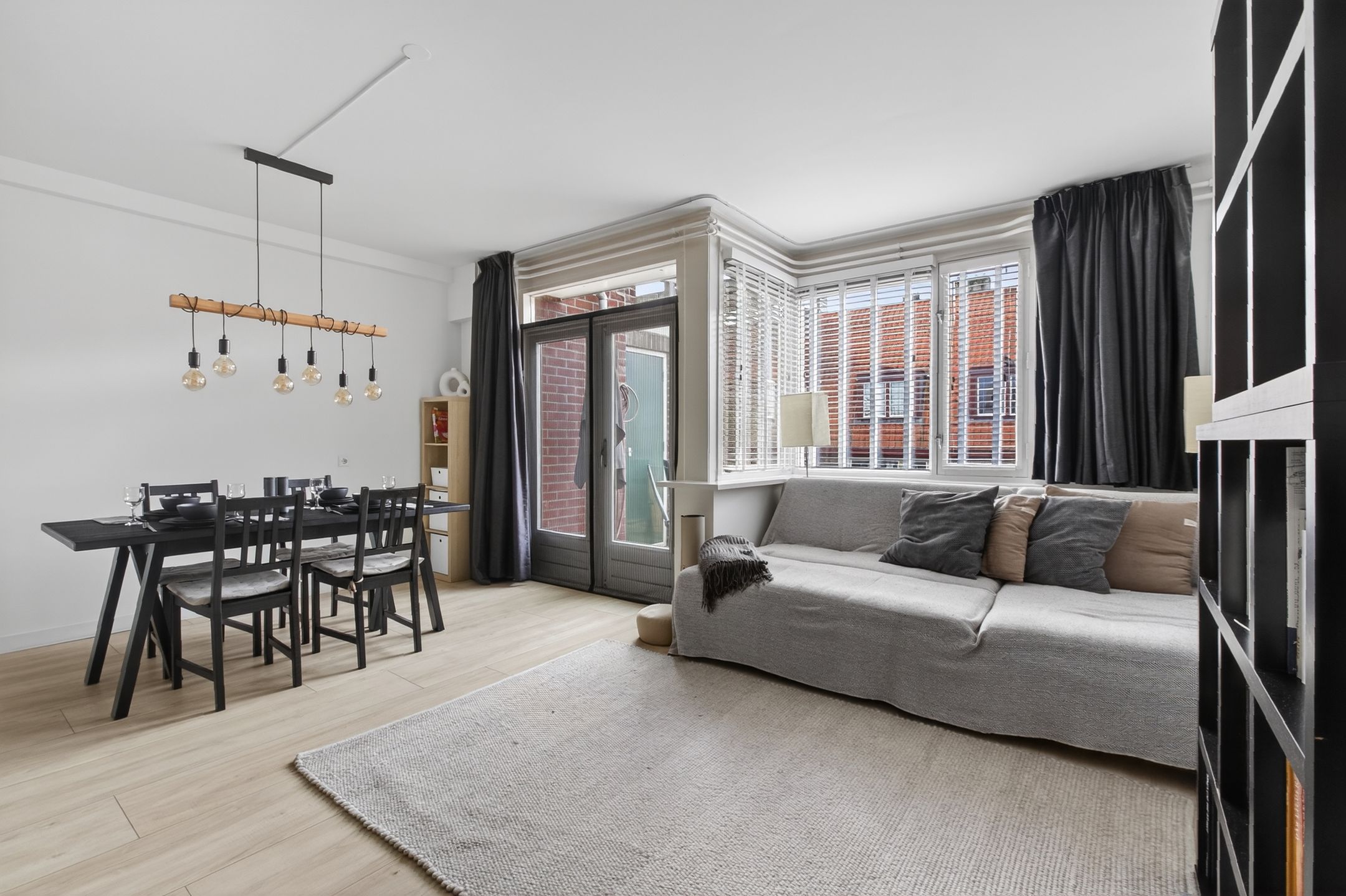 Spacious Top Floor Apartment with Three Bedrooms and Two Balconies in Amsterdam Oost — 9