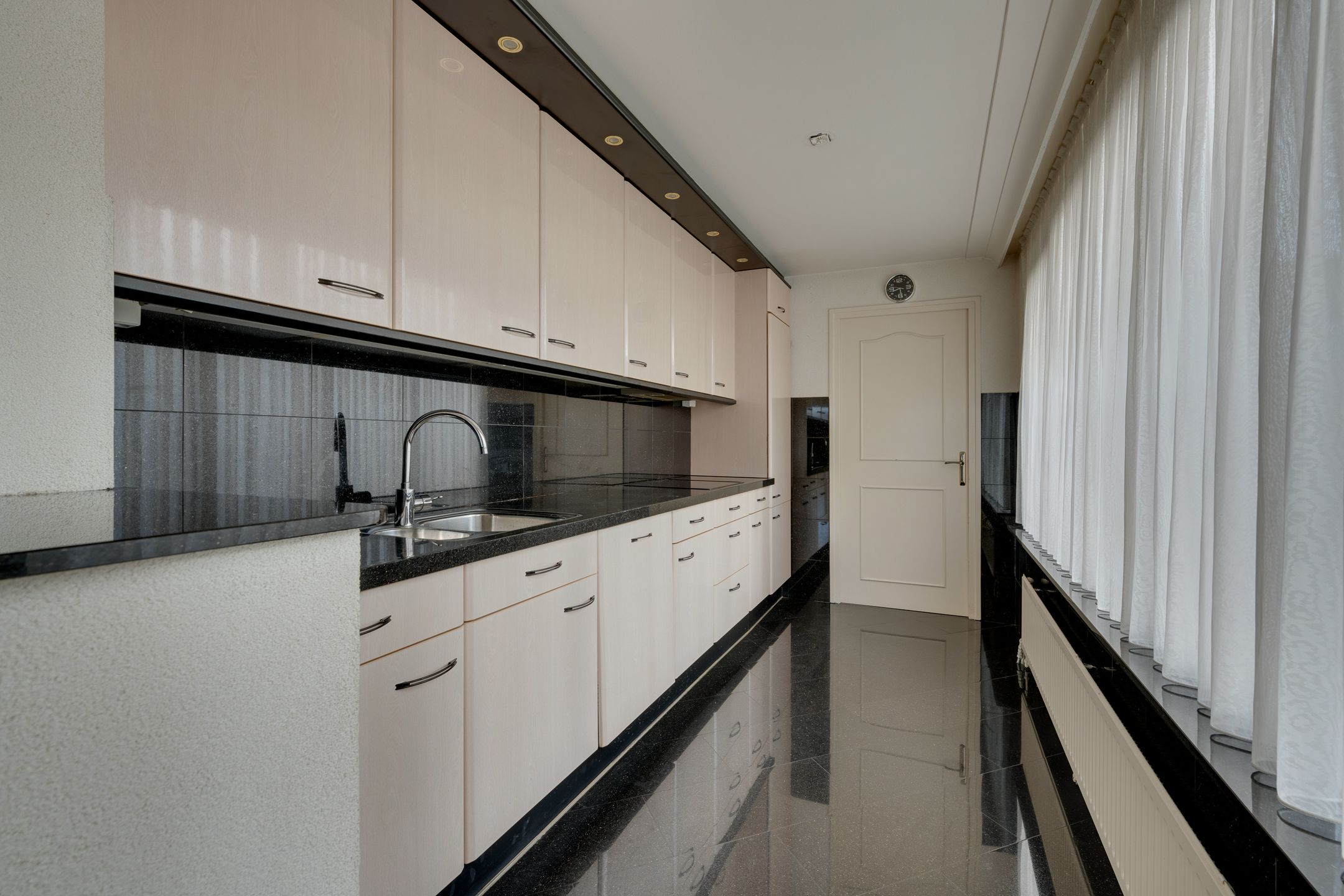 Photo 3 of Bloedkoraal 3