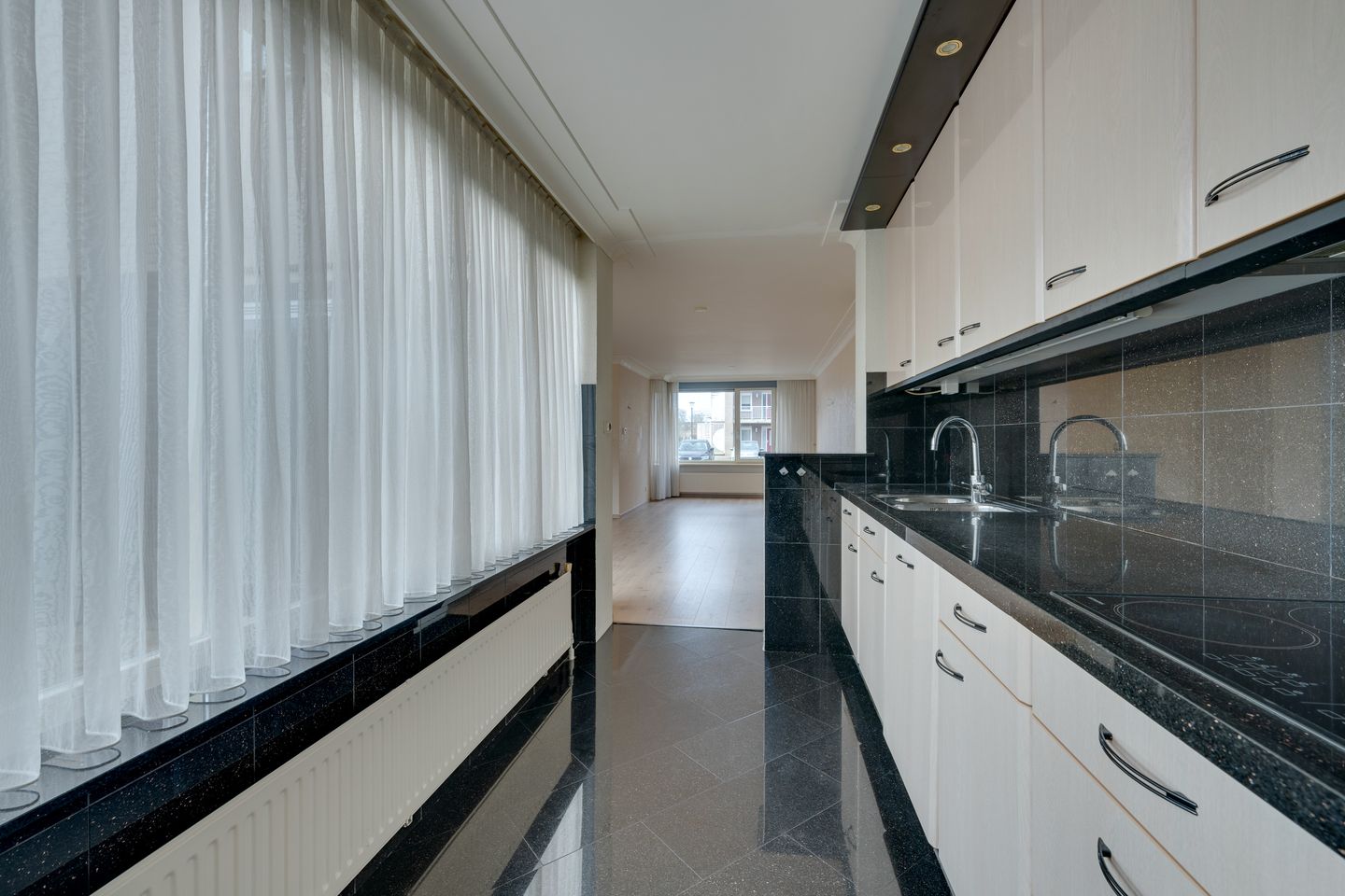 Photo 19 of Bloedkoraal 3