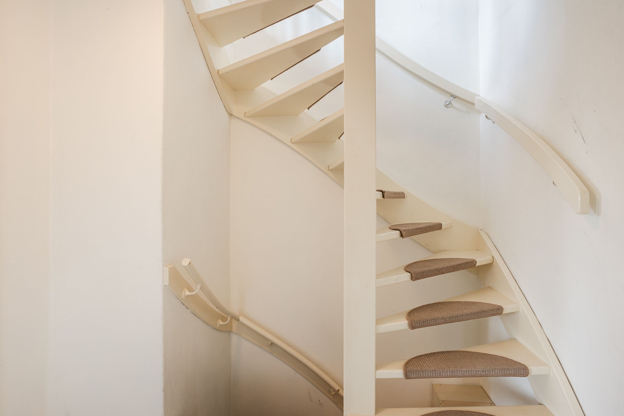 Foto 30 van Da Costastraat 70