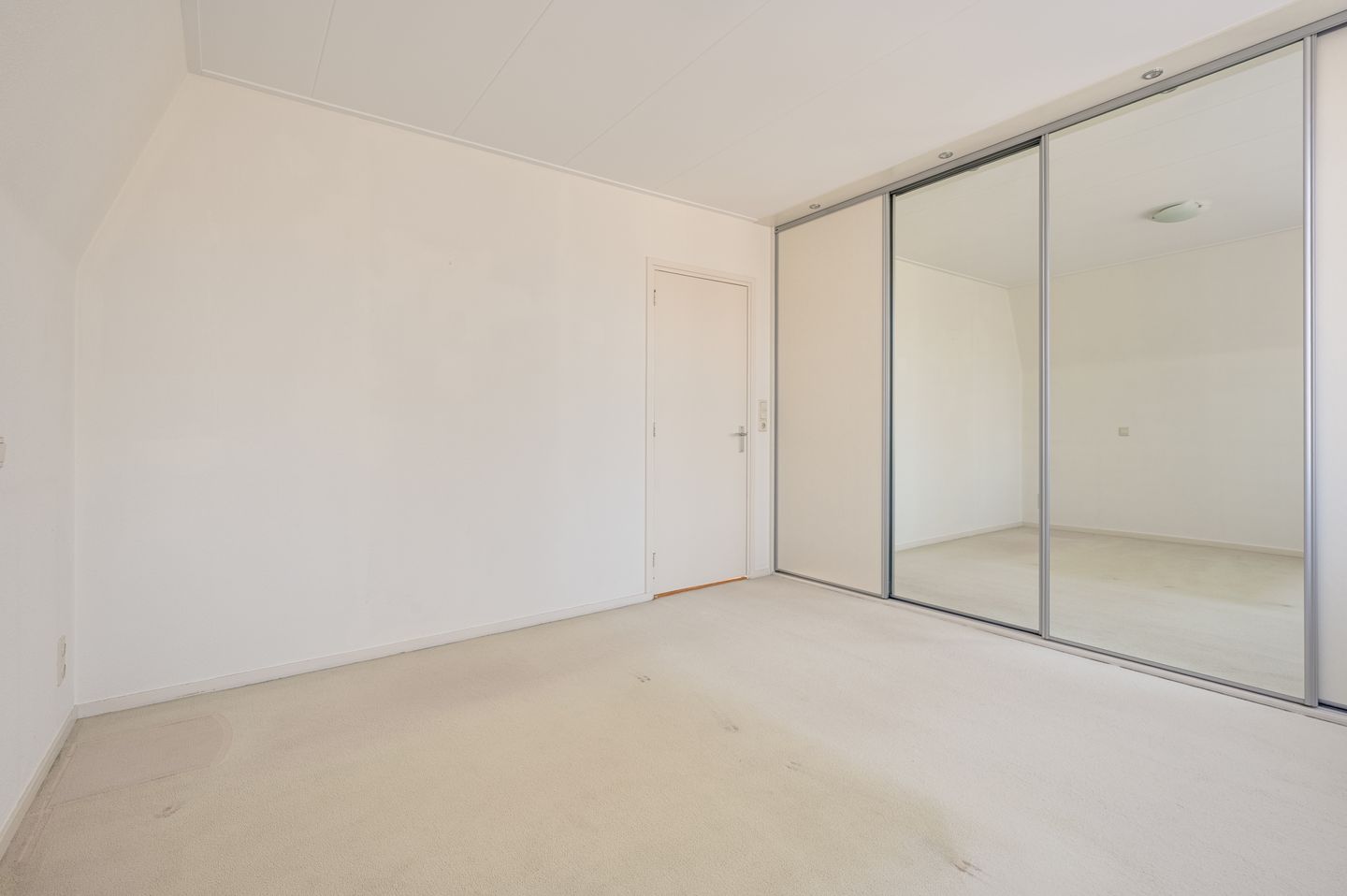 Foto 40 van Veersesingel 238