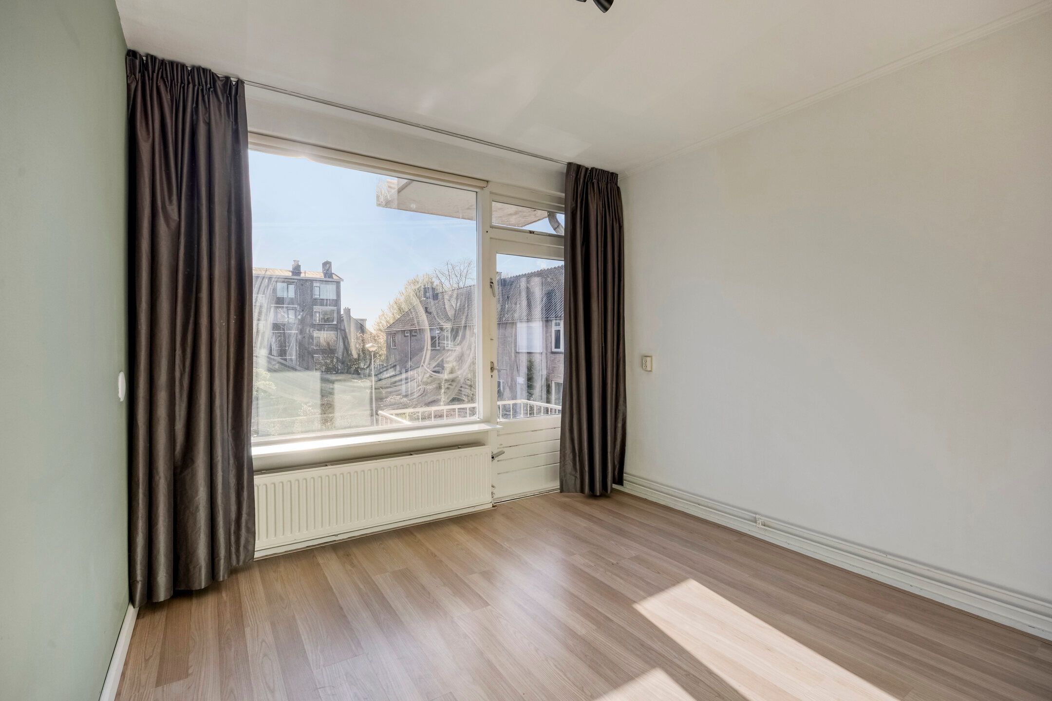 Foto 15 van Directeur Moerlandsstraat 9