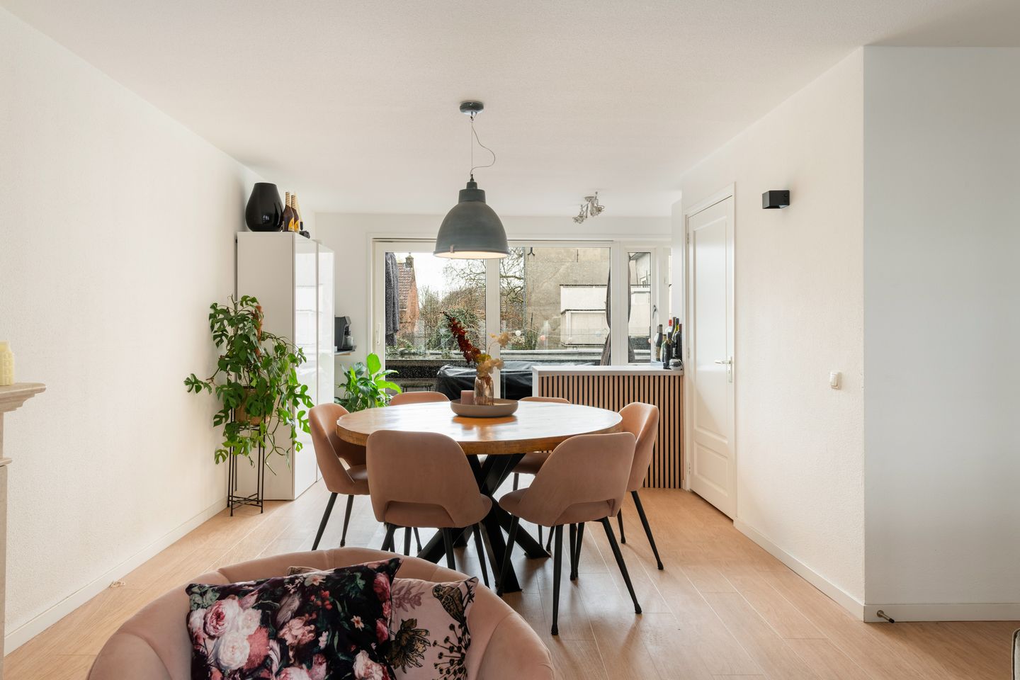 Photo 20 of Utrechtsestraat 24-A