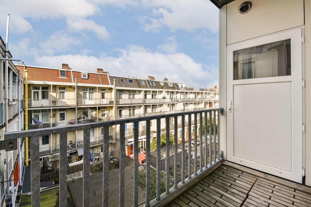 Photo 7 of Van Hogendorpstraat 166-3