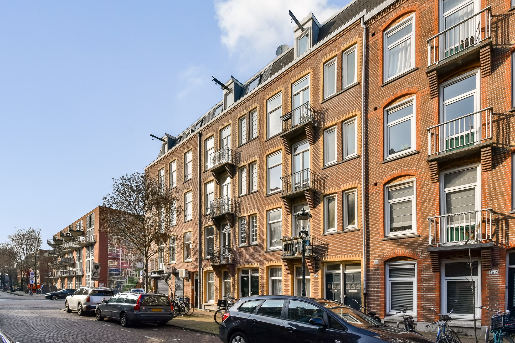 Photo 24 of Van Hogendorpstraat 166-3