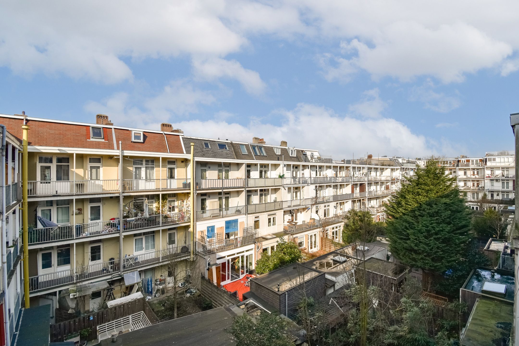 Photo 9 of Van Hogendorpstraat 166-3