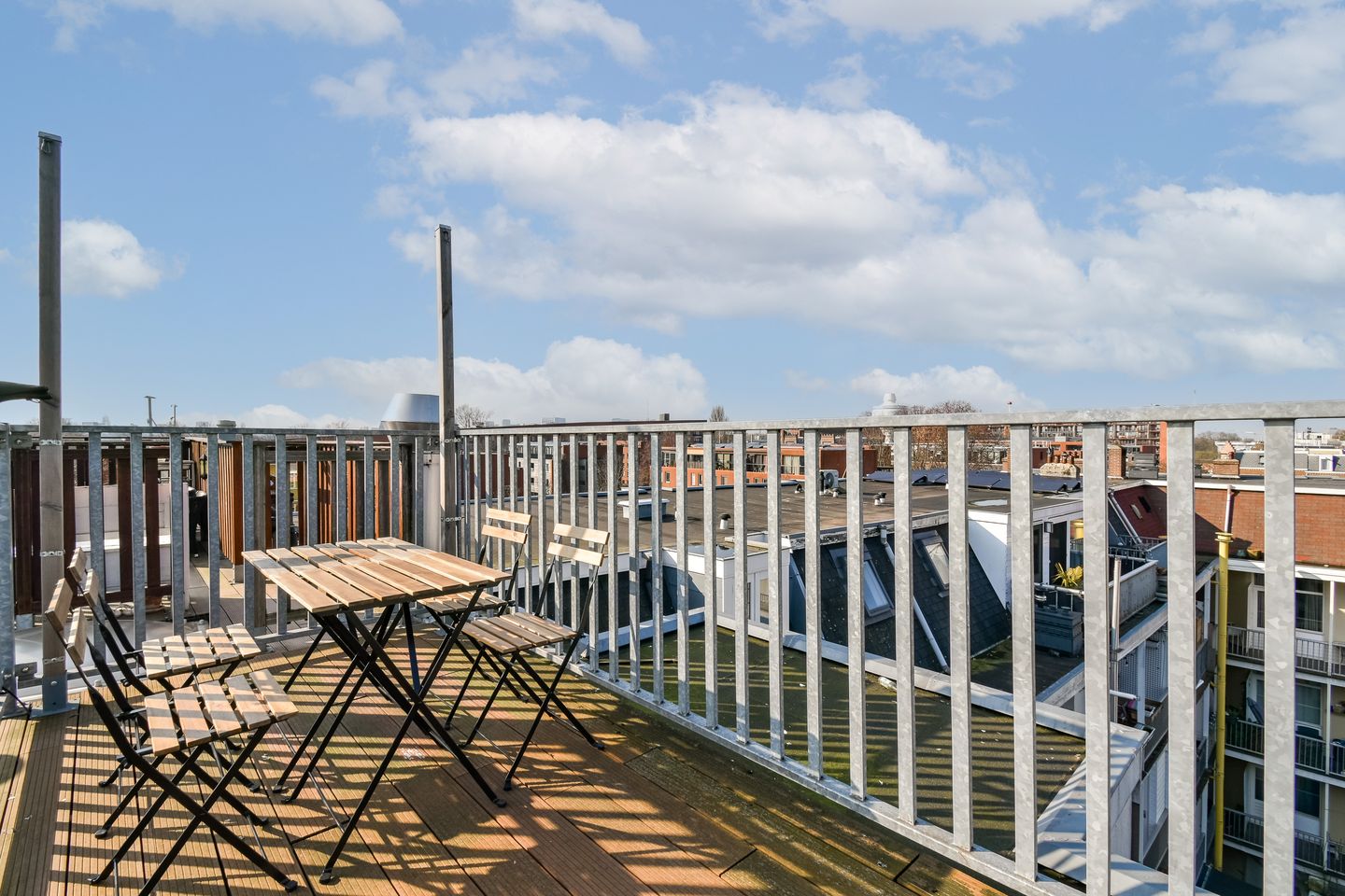 Photo 19 of Van Hogendorpstraat 166-3