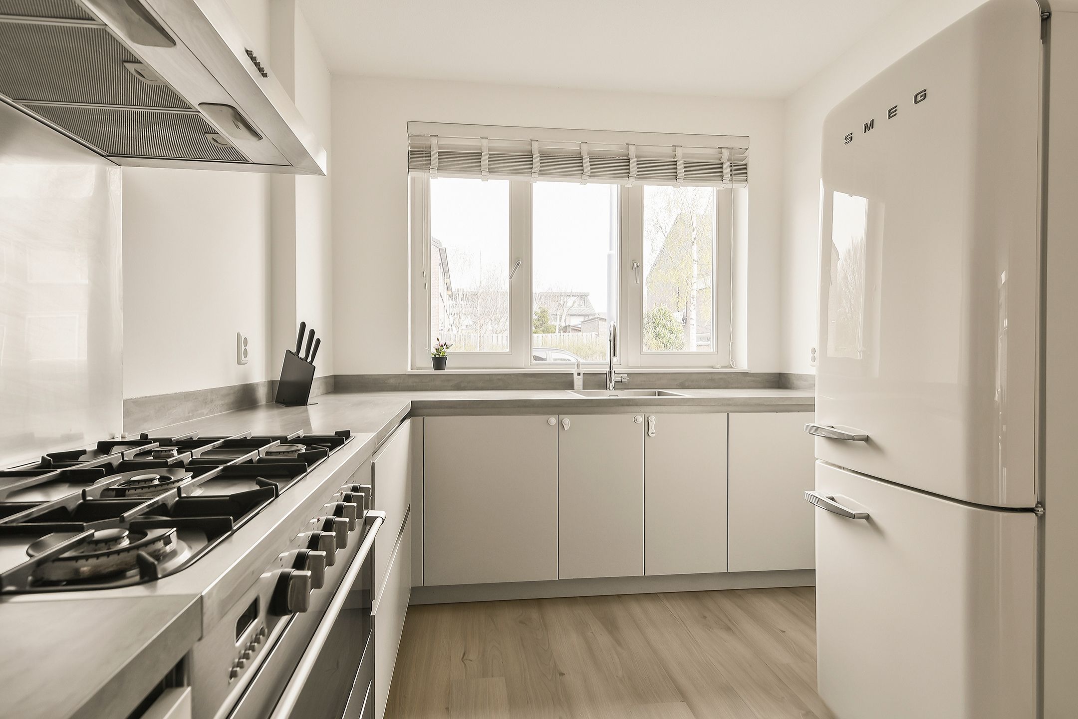 Luxury Family Home with Two Bathrooms Near Hoofddorp Center — 15