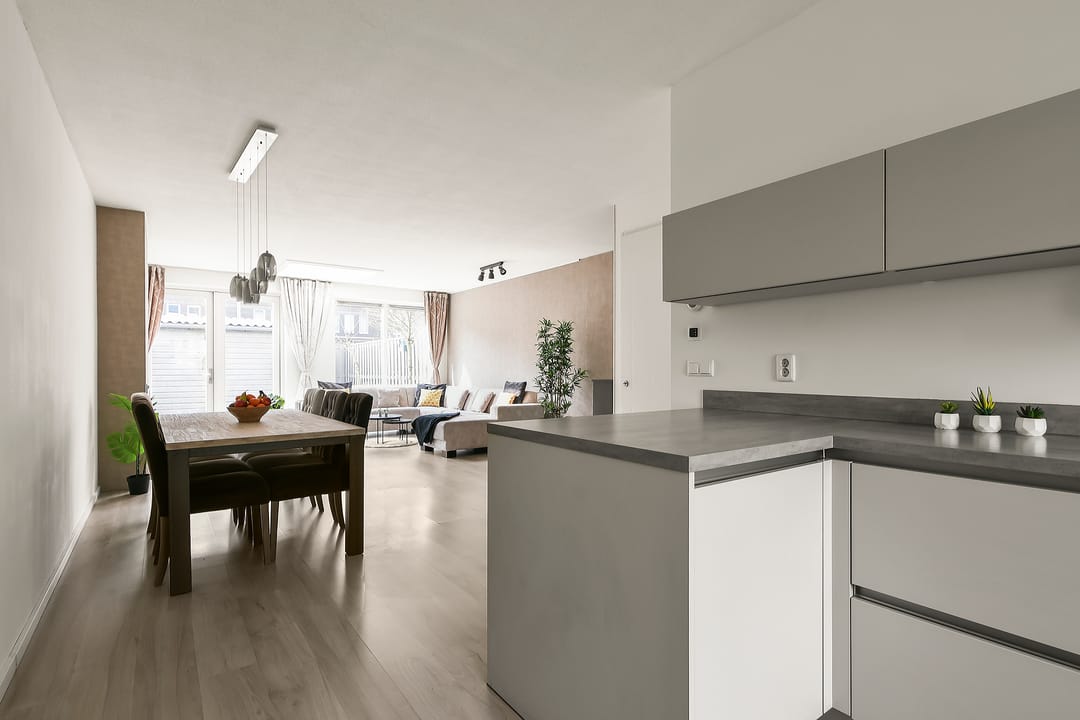 Luxury Family Home with Two Bathrooms Near Hoofddorp Center — 16
