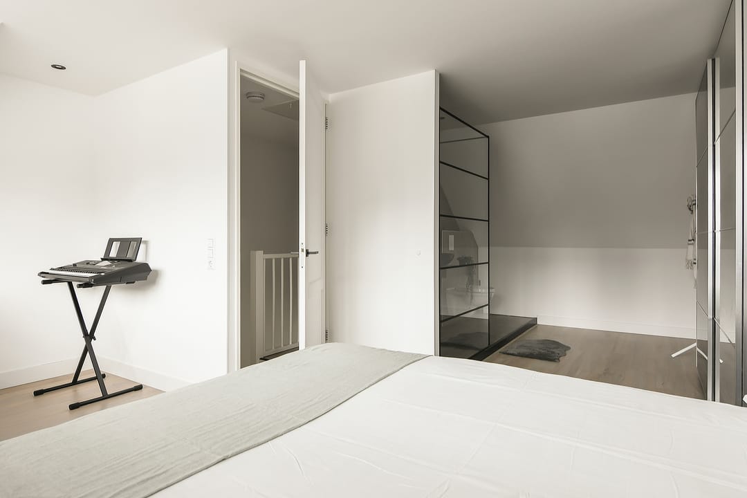 Luxury Family Home with Two Bathrooms Near Hoofddorp Center — 31
