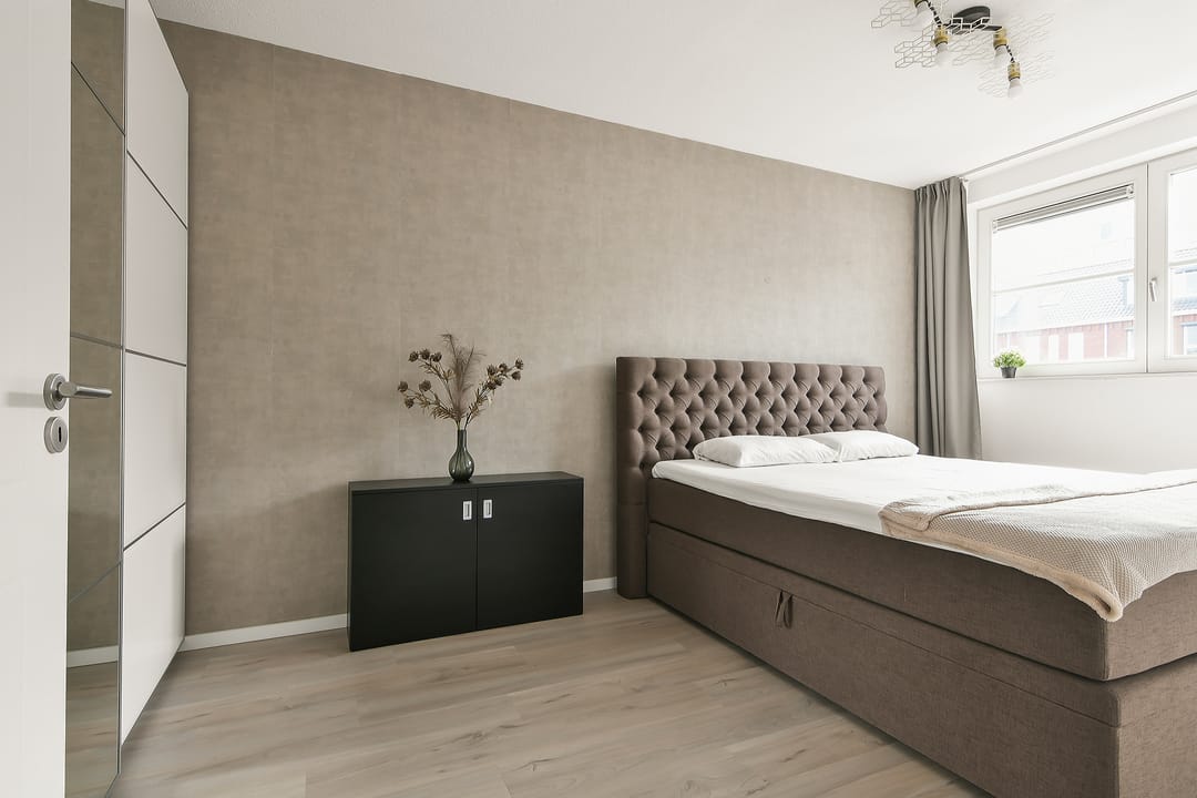 Luxury Family Home with Two Bathrooms Near Hoofddorp Center — 23