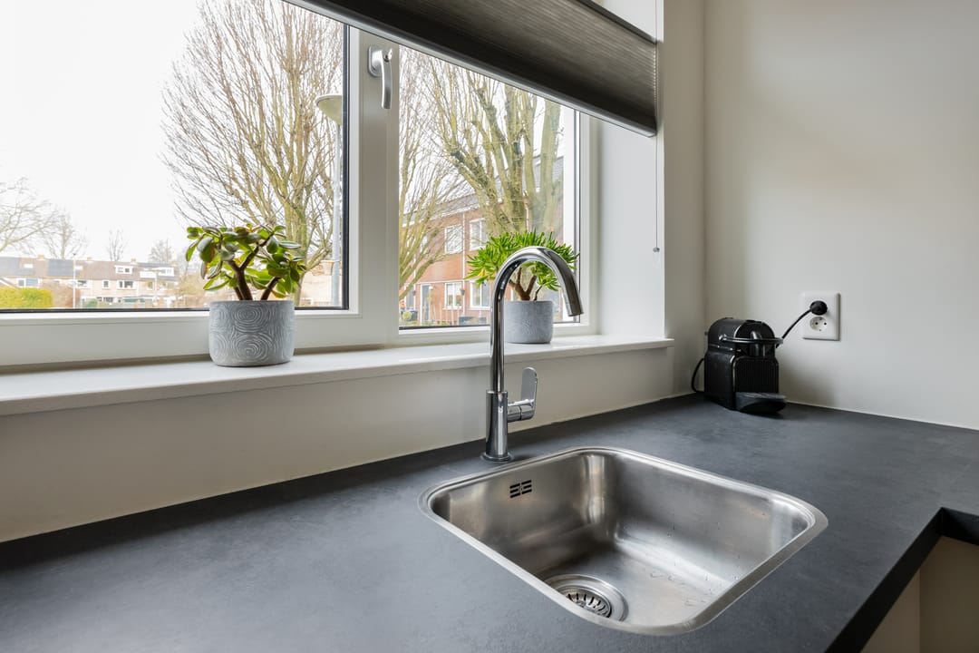 Photo 11 of Ommelanderstraat 48