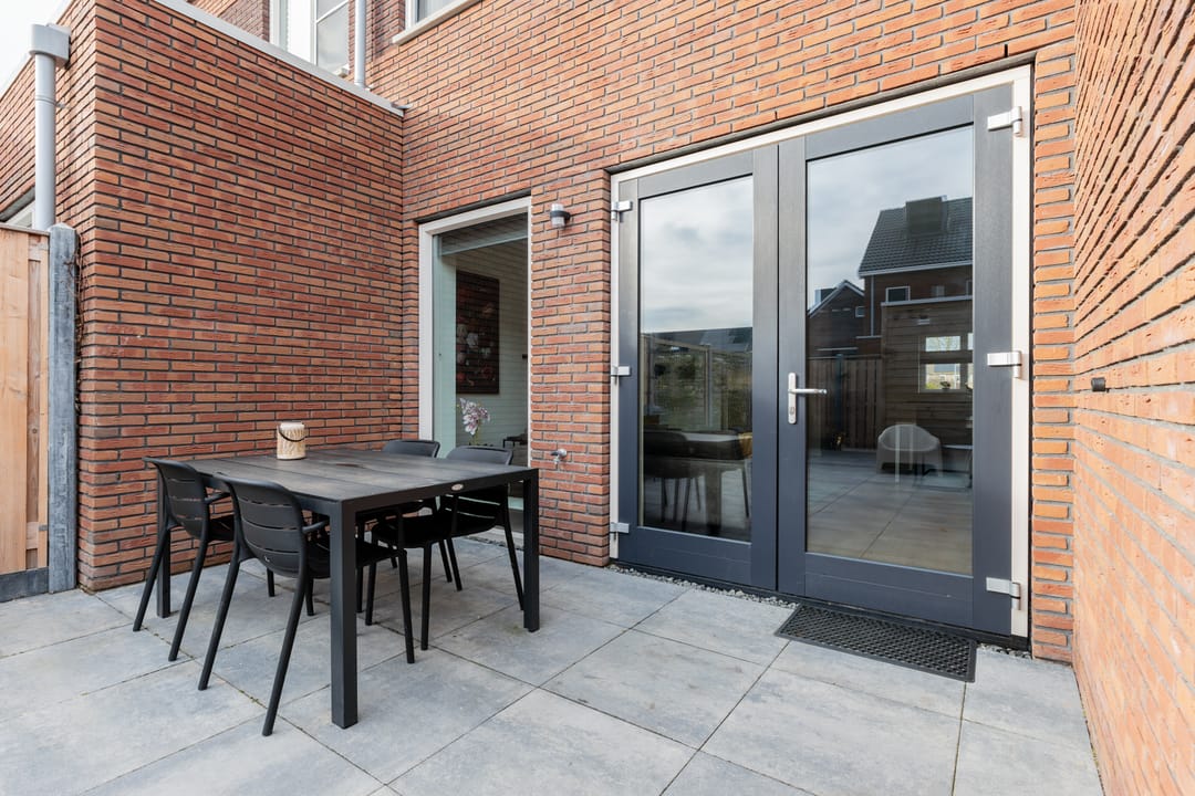 Photo 37 of Ommelanderstraat 48